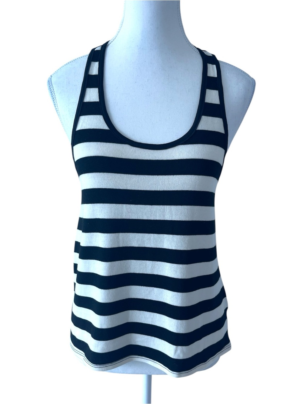 Forever 21 Black and White Striped Scoop Neck Tank Size Small